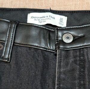 The 90s relaxed jean